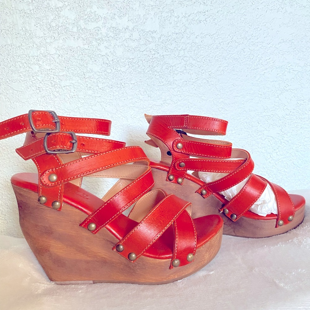 BedStu Cobbler Series burnt orange wedge sandal.